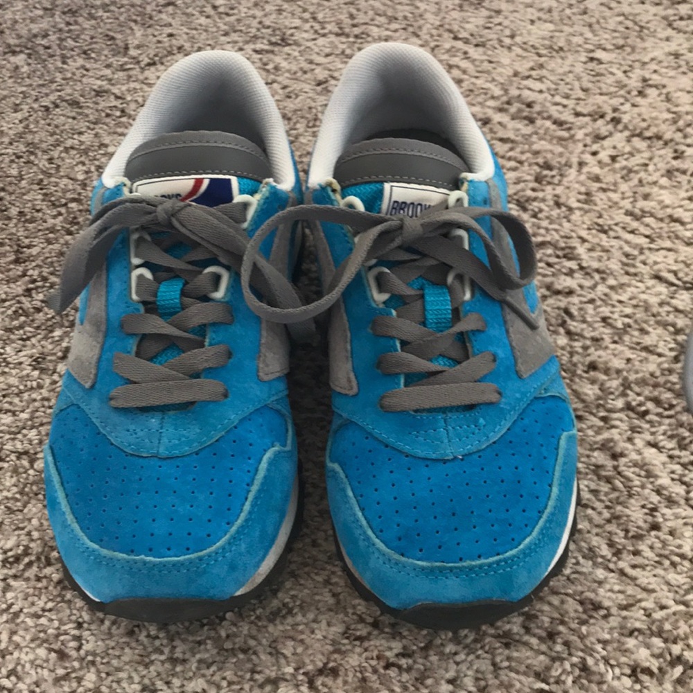 Brooks Retro